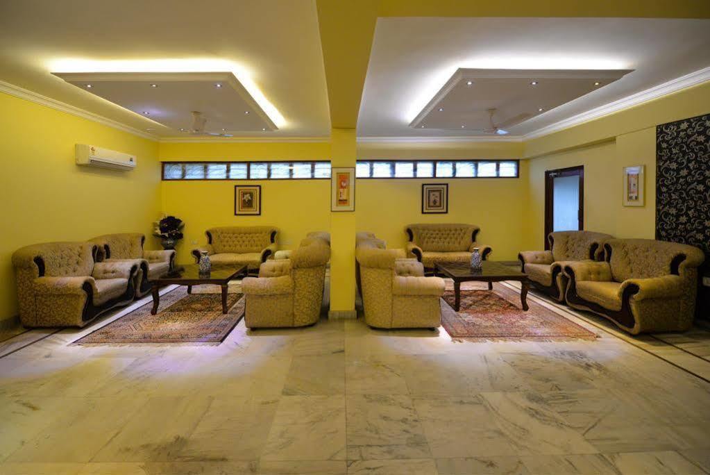 Genx Banjara Hill 1589 Hotel Hyderabad Exterior foto